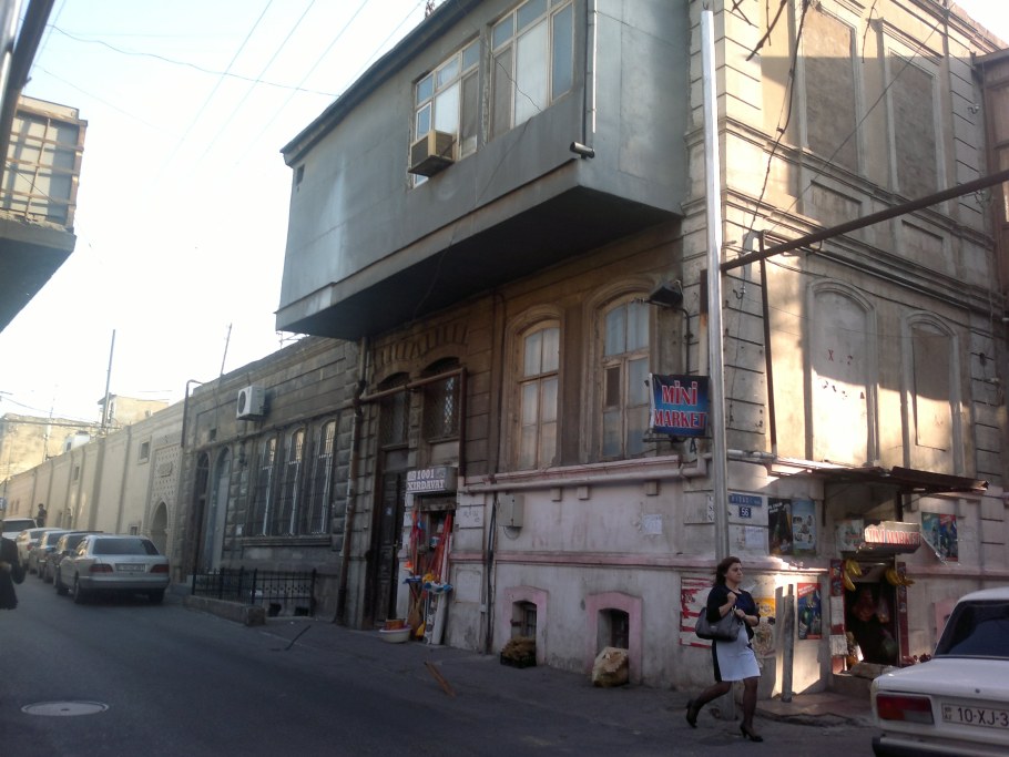 Баку улица Муртаза Мухтарова панорама