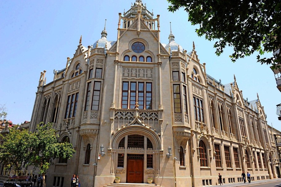 Дворец счастья Муртузы Мухтарова