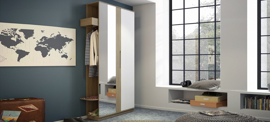 Прихожая Анри Ангстрем