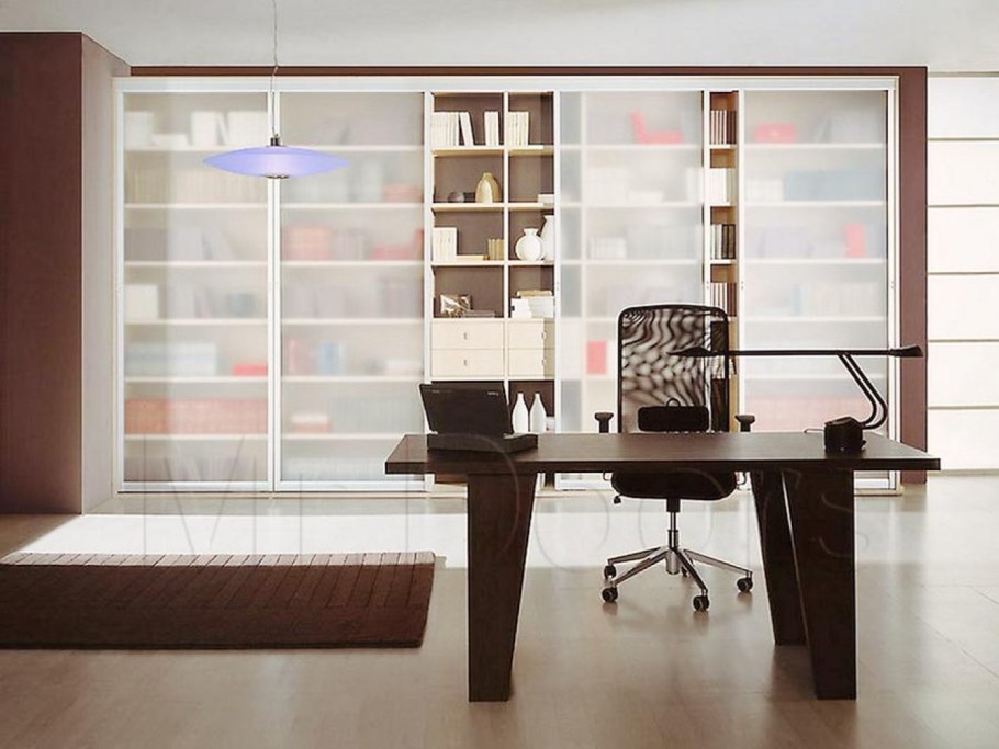 Шкаф офисный для одежды