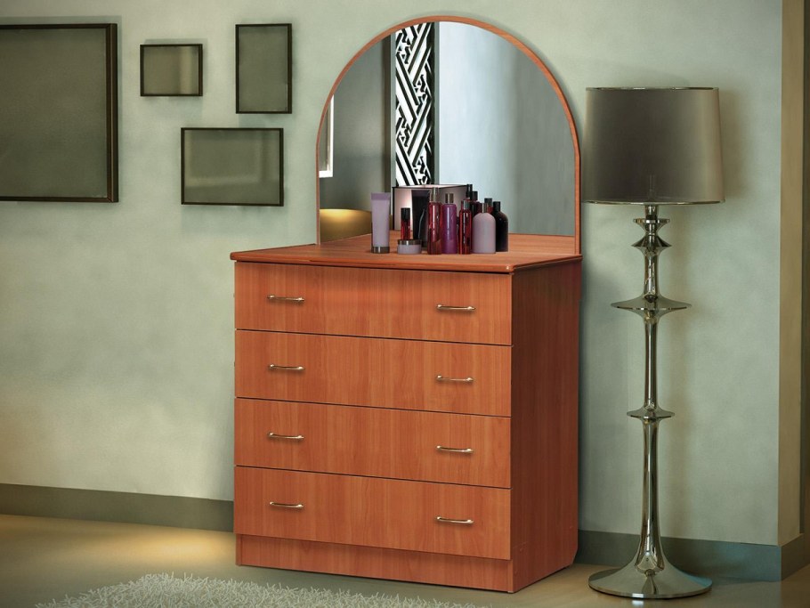 Комод с зеркалом в прихожую