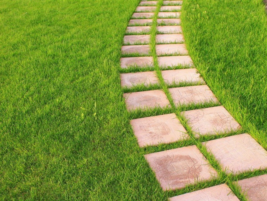 Тротуарные дорожки в саду