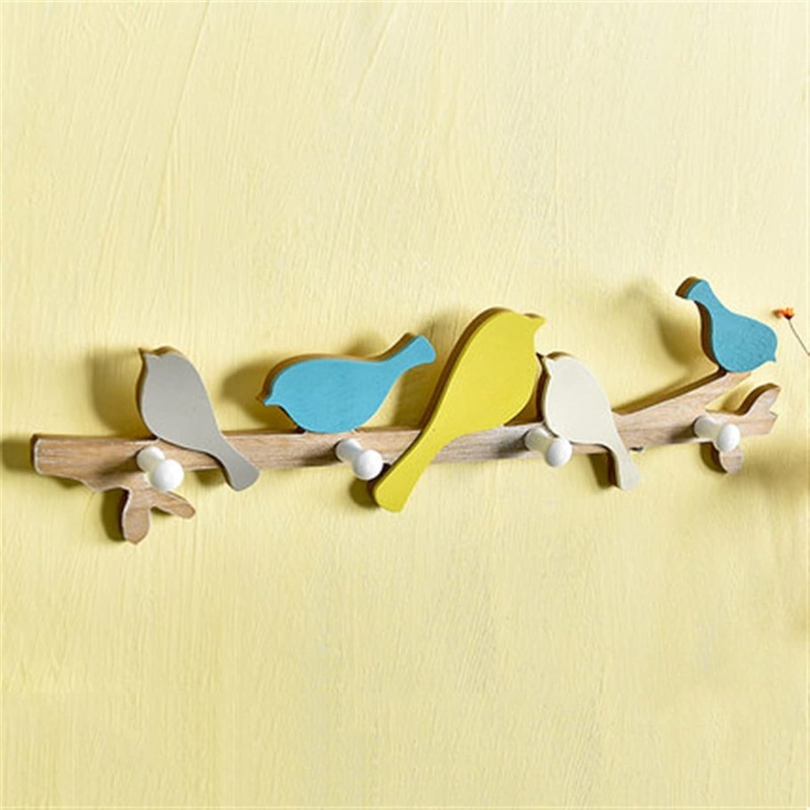 Вешалка настенная в детскую комнату