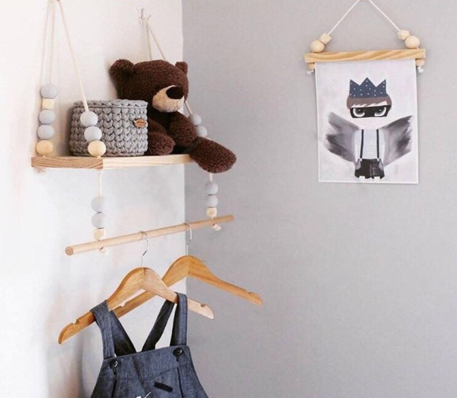 Полочки для детской комнаты