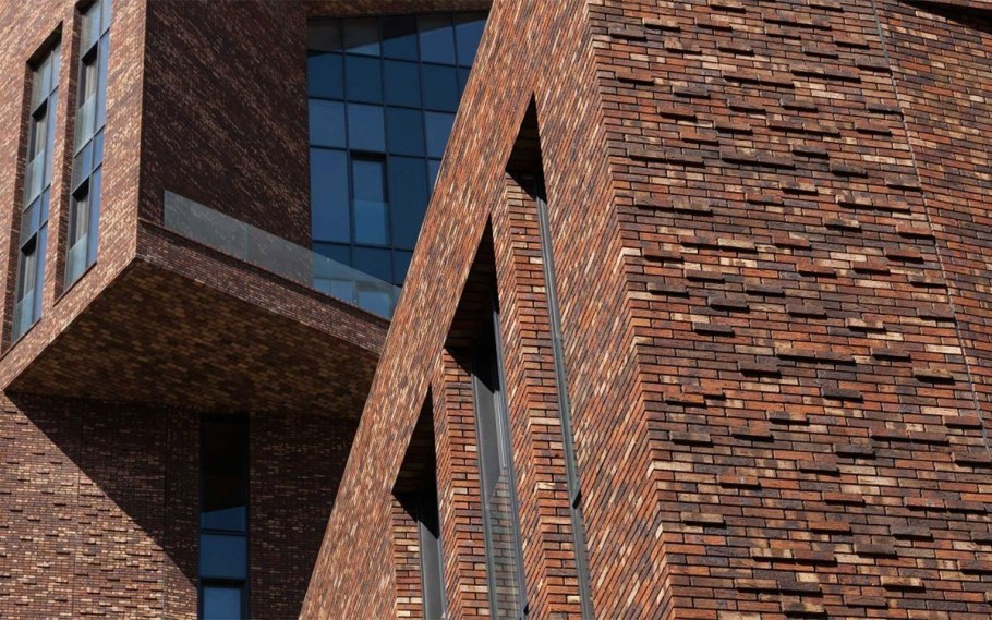 Гуковский кирпич фасад