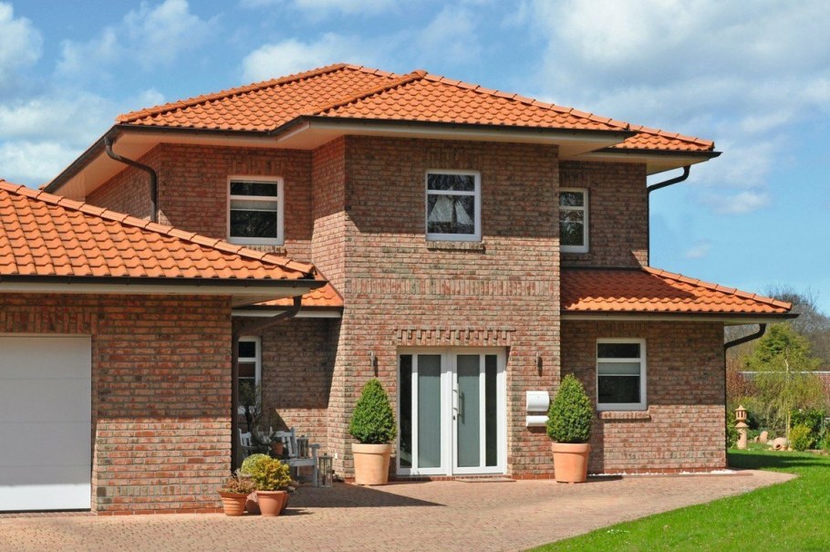 Красивые фасады из кирпича