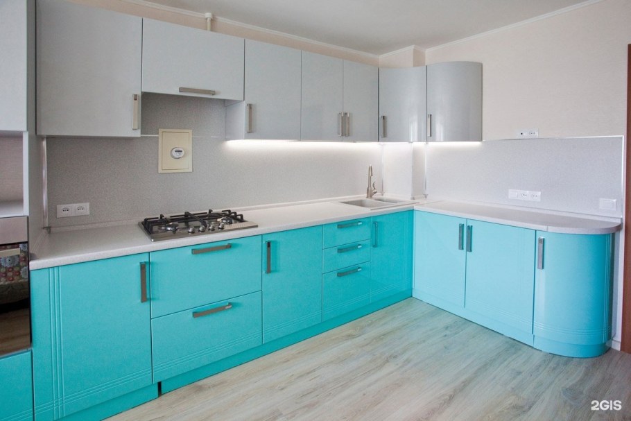 Кухня в бирюзовом цвете