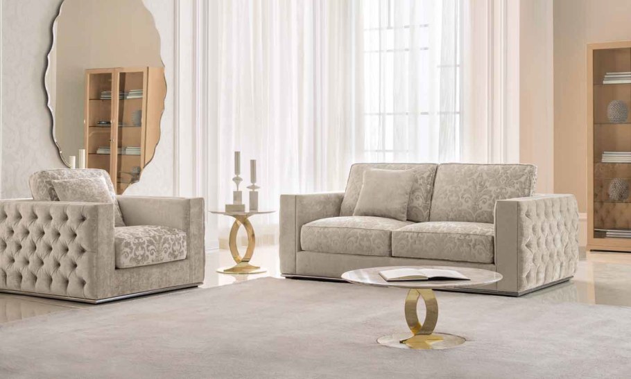 Диван светлый бархат