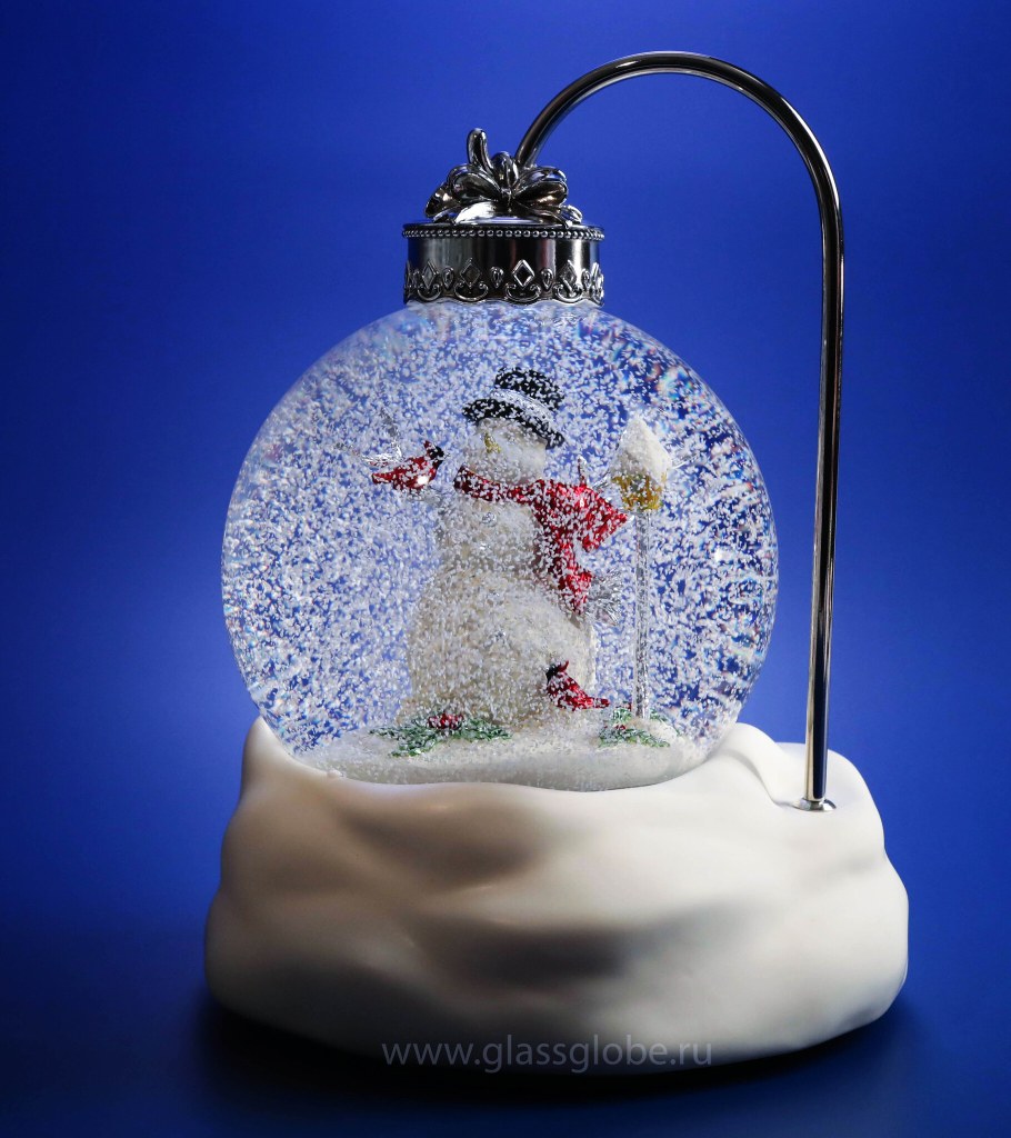 Снежный шар с подсветкой и метелью