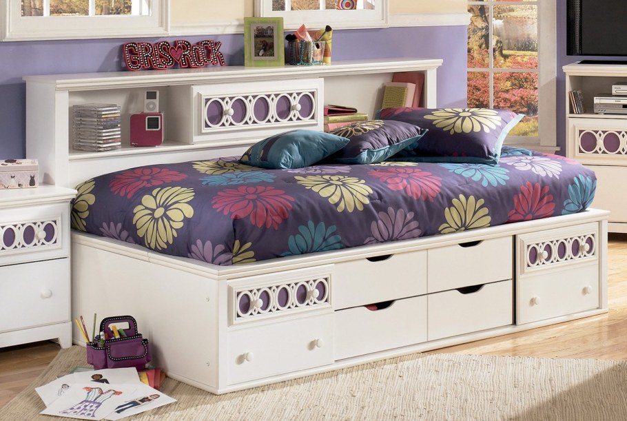 Кровать для девочки подростка