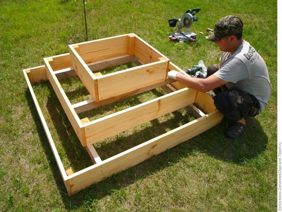 Деревянные грядки многоуровневые