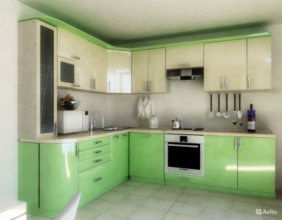 Зеленый кухонный гарнитур в интерьере