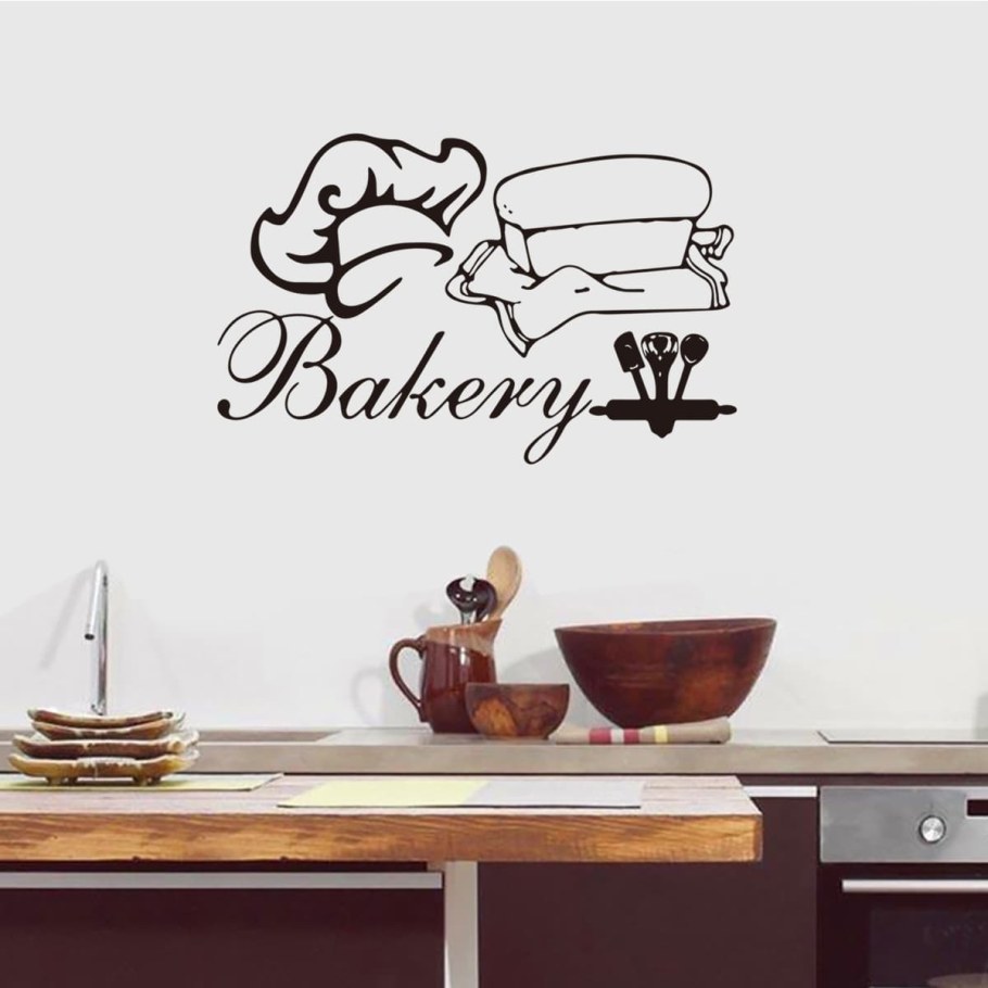 Декор стен лапки