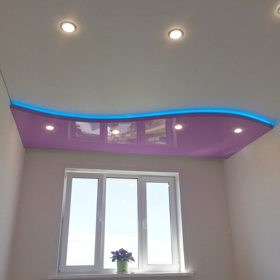 Двухуровневый потолок с подсветкой в детской