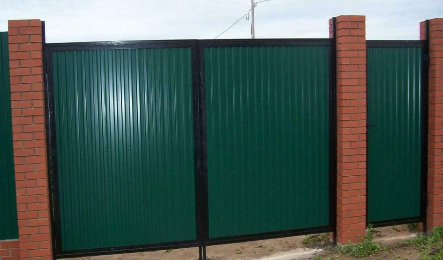 Ворота профлист с8