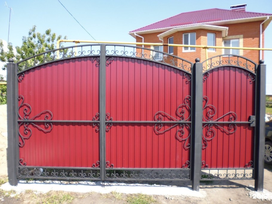 Ворота 2700 на 1800 со встроенной калиткой