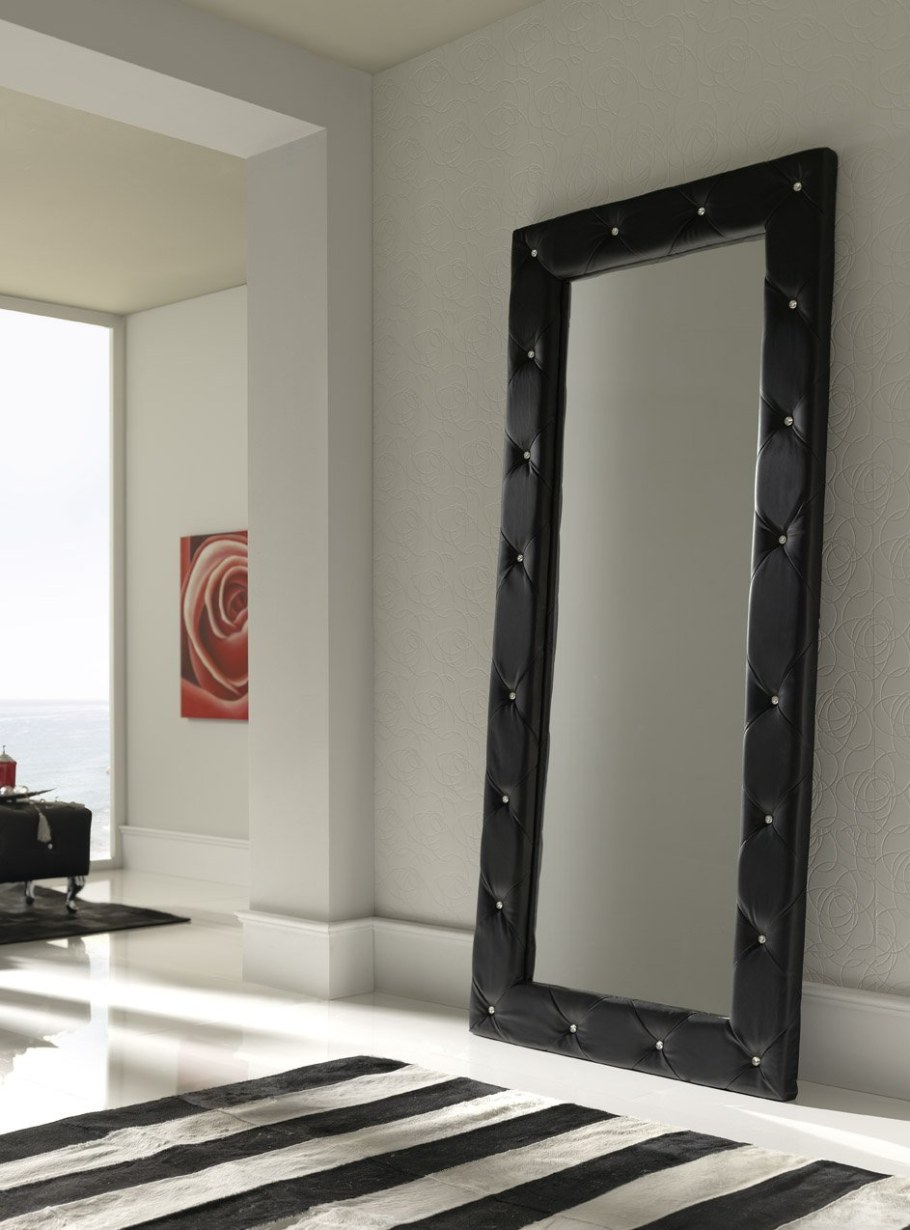 Зеркало в прихожую