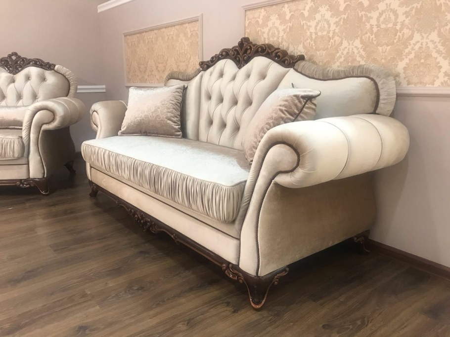 Патрисия Караваджо диван