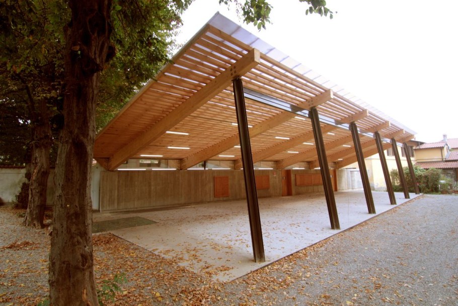 Деревянный навес к дому