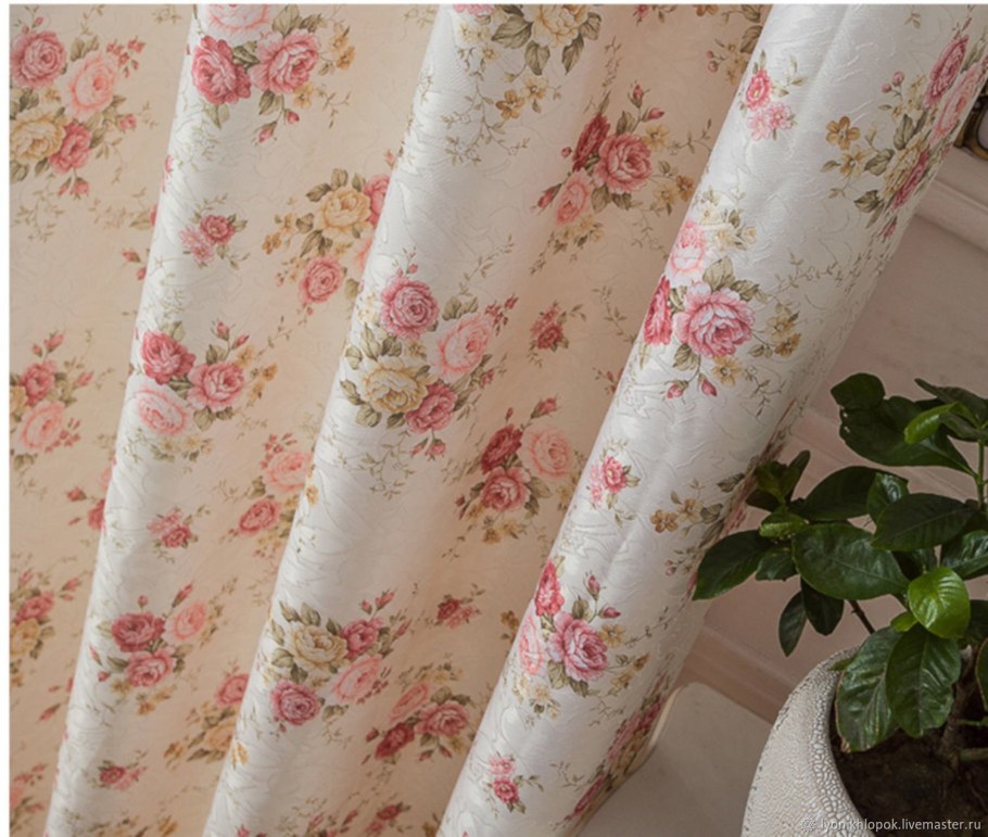 Ткани для штор с цветочным принтом