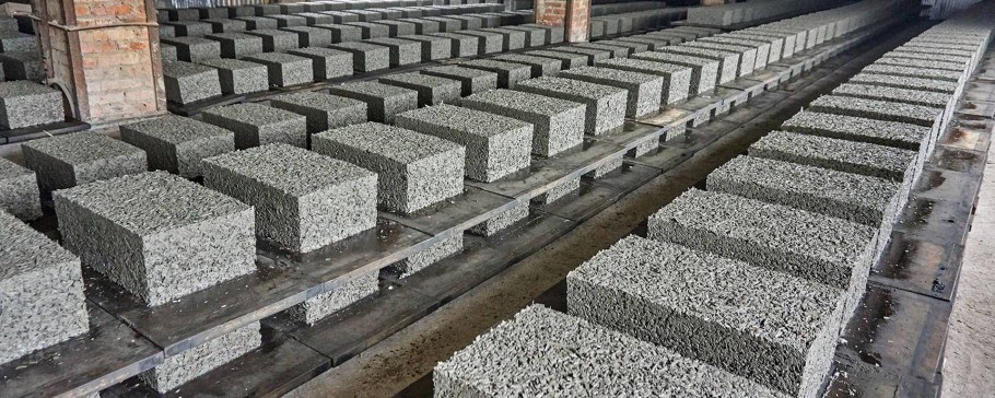 Арболитовый блок для перемычек 300