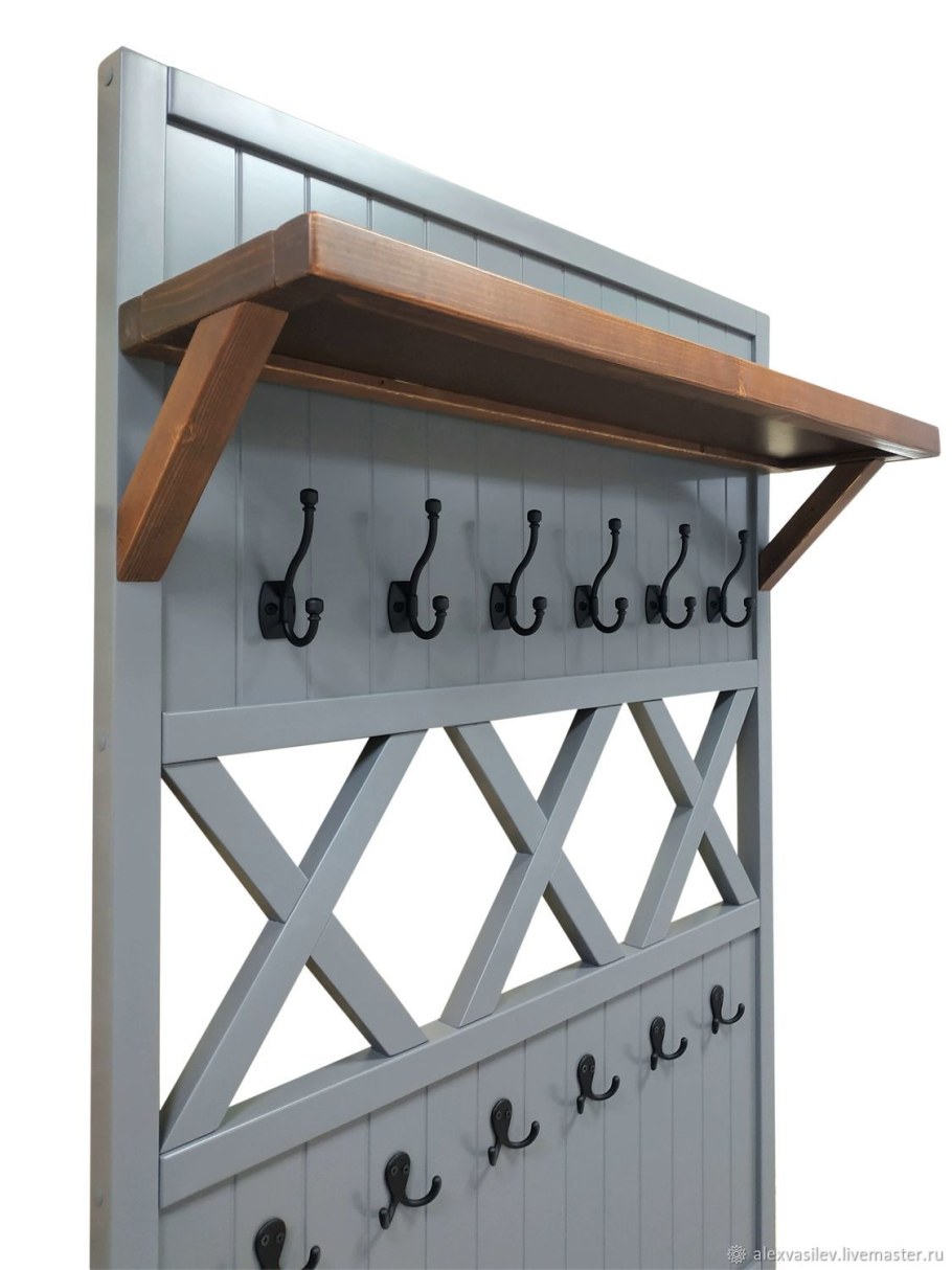 Вешалка настенная с полкой