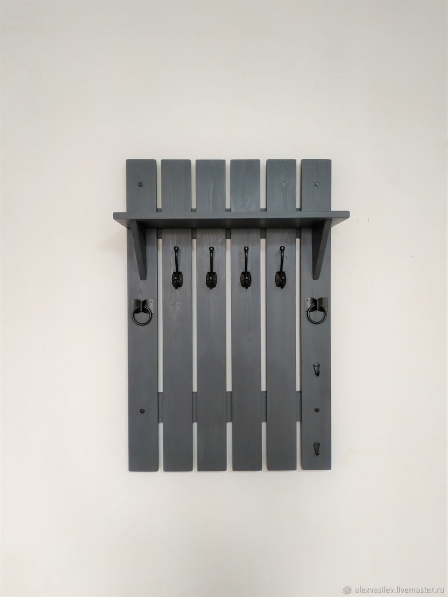 Настенная вешалка для одежды Ротон