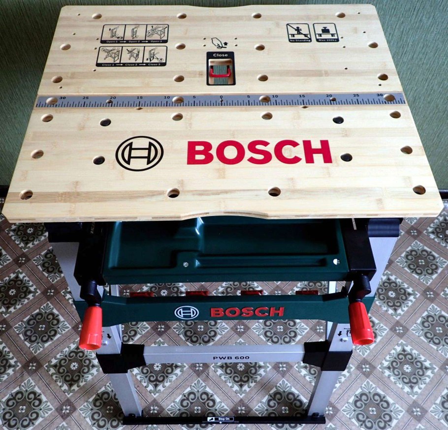 Верстак складной Bosch PWB 600