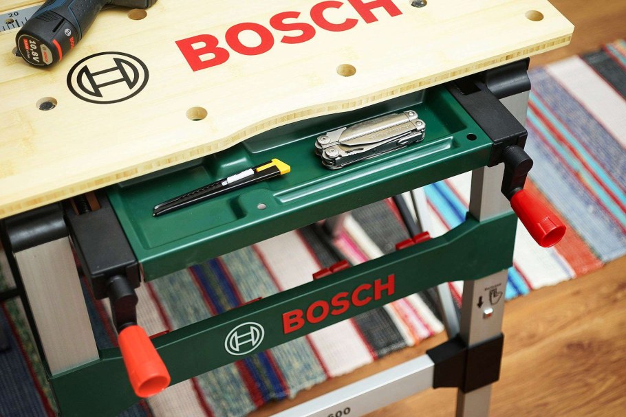 Верстак складной Bosch PWB 600 680x680 мм