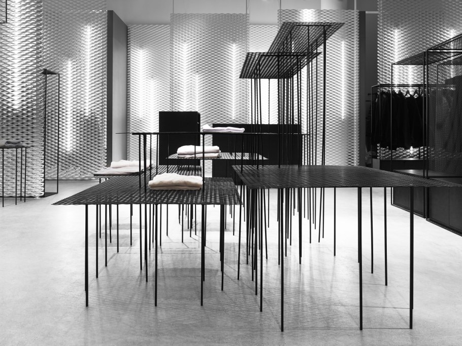 Металлический интерьер