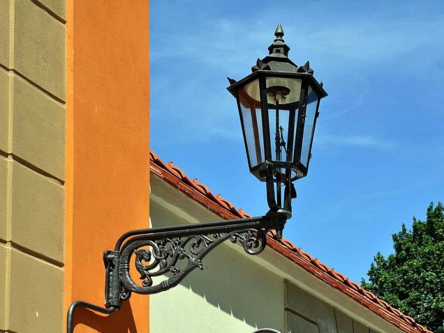 Фонарь в архитектуре