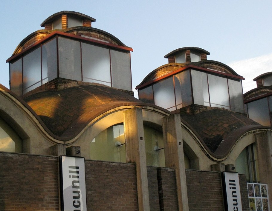 Световой фонарь в архитектуре