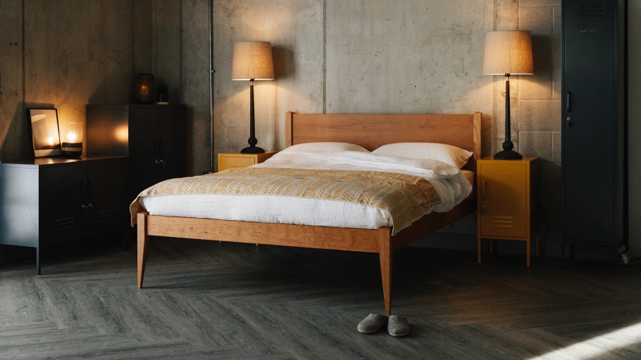 Кровать Cochin массив