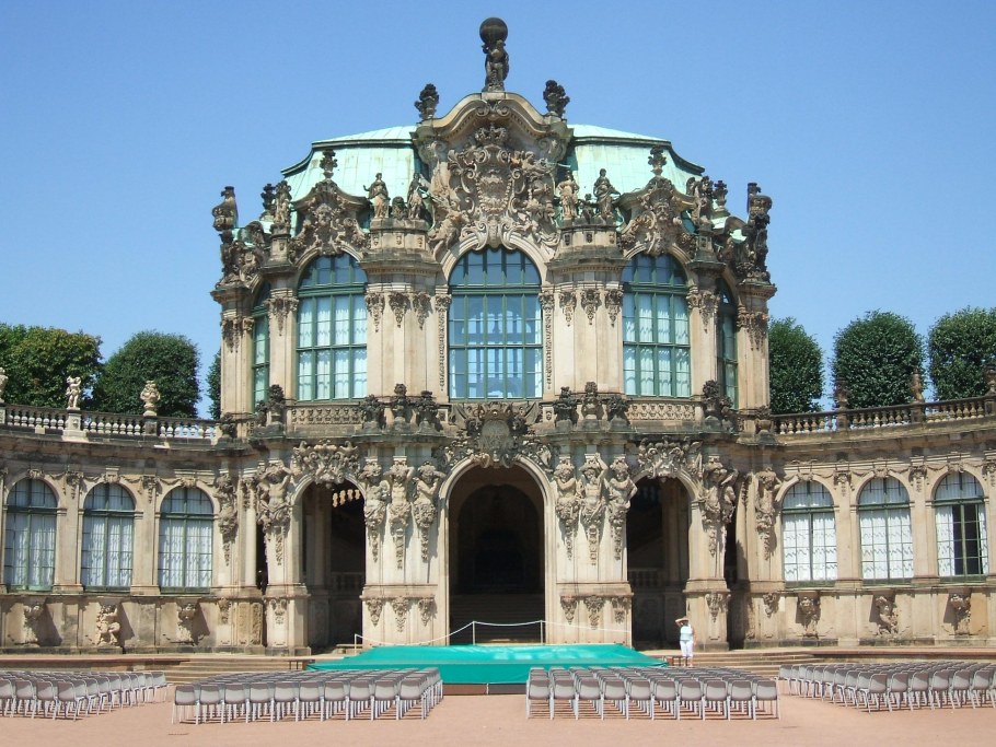 Дворец Сан Суси Архитектор