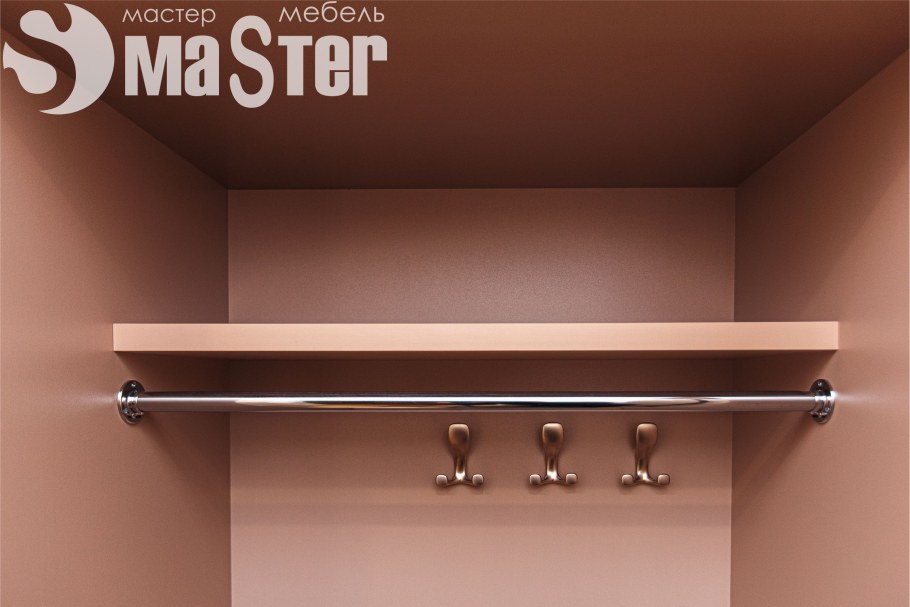 Прихожая обшитая дубом