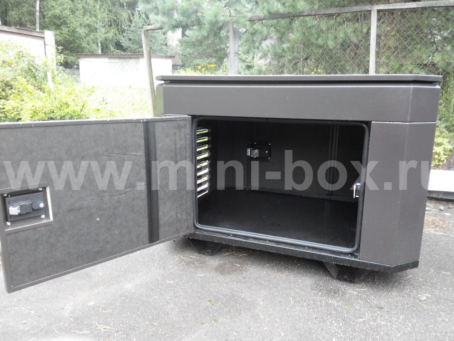 Всепогодный шумозащитный кожух для генератора sb1200