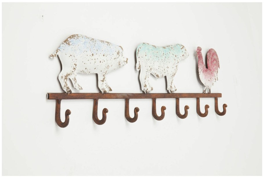 Вешалка настенная животные цвет