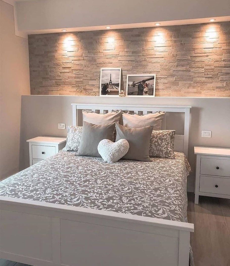 Декоративный кирпич в спальне