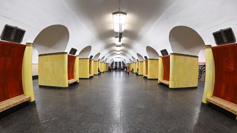 Станция метро Рижская 2022