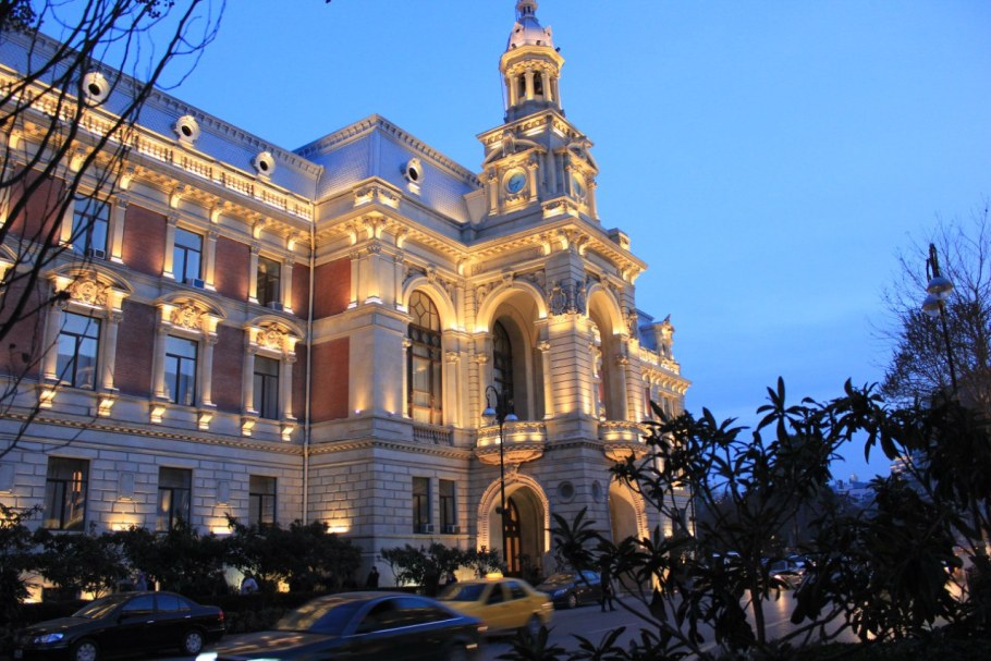 Здание мэрии Баку