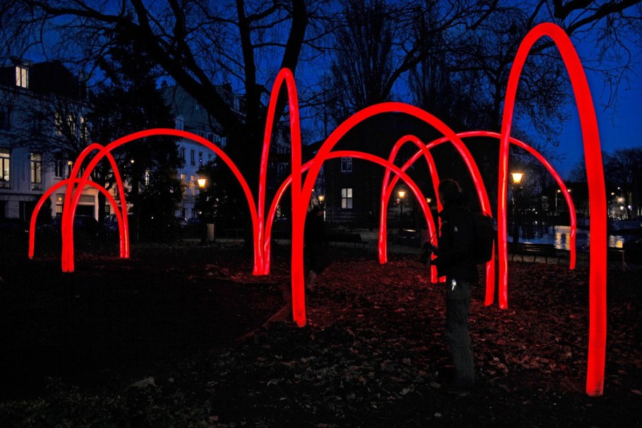 Потолки из гипсокартона для спальни