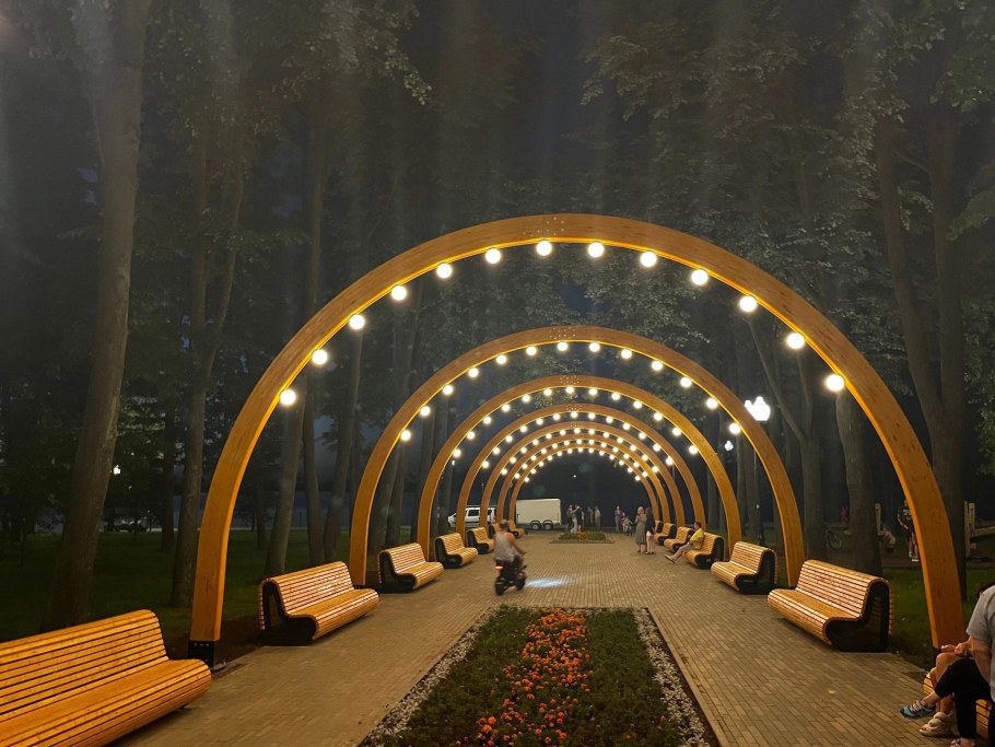 Входная арка с подсветкой