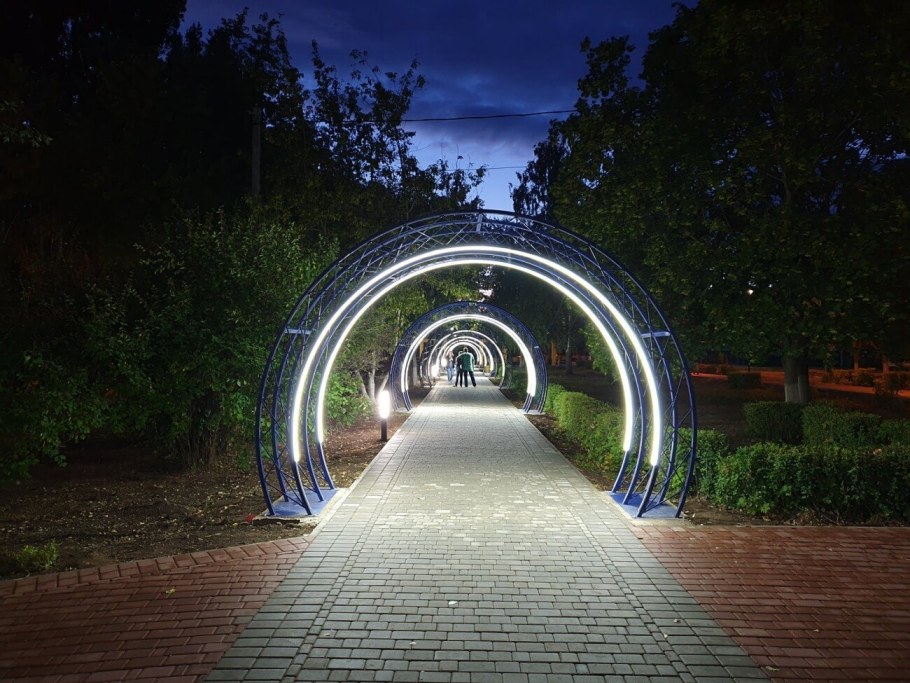 Арка инсталляция