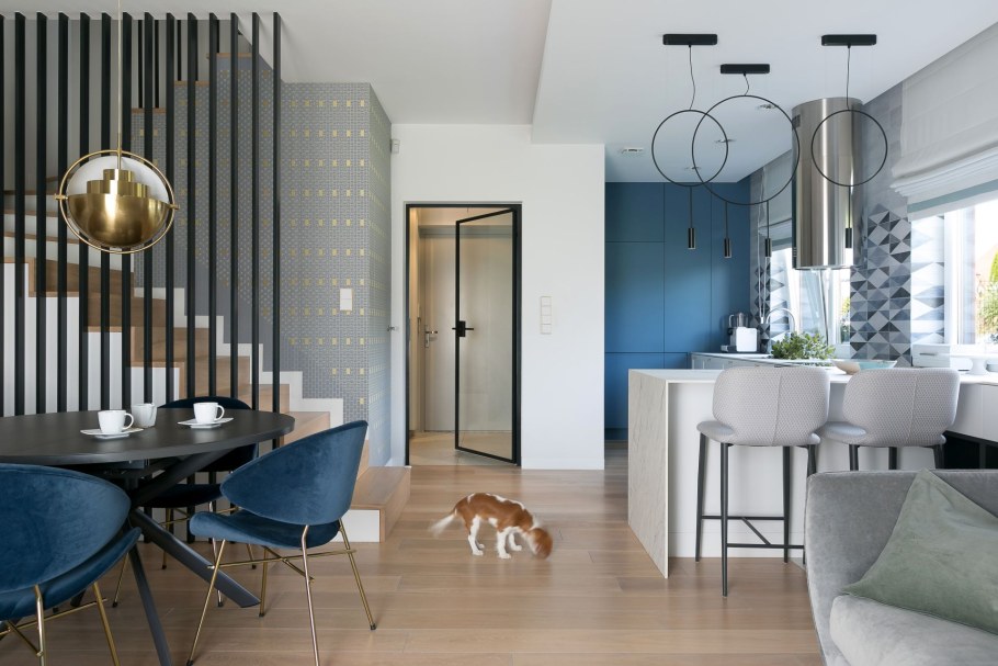 Гостиная с лаунж зоной