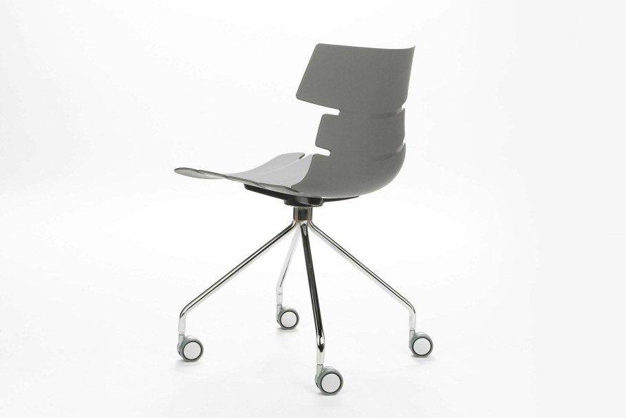 Стул офисный на колесиках 50х51 см серый Return артикул 00-3883399