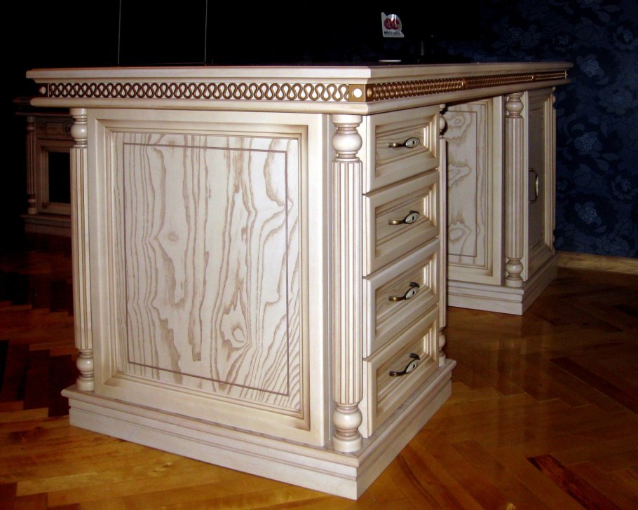 Первый стол