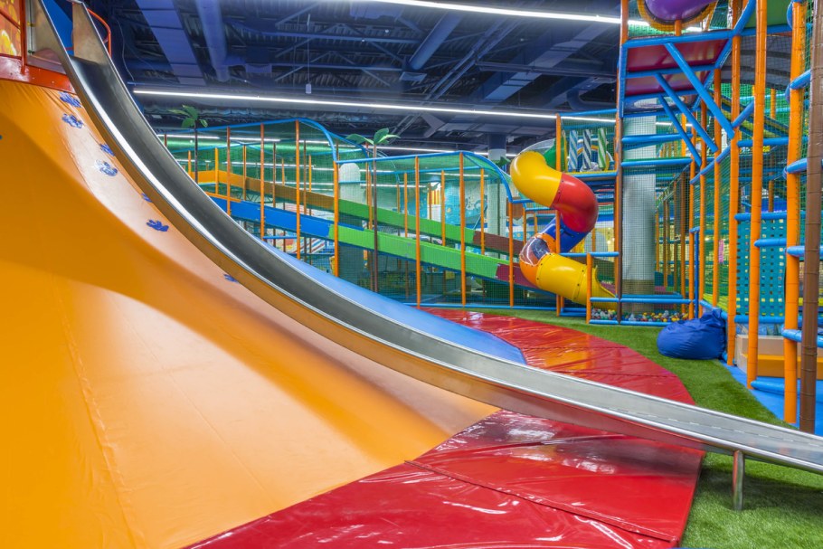 Семейный парк Zамания, Москва, Ходынский бульвар