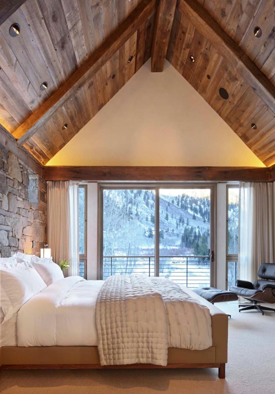 Интерьер спальни с вагонкой в стиле Прованс