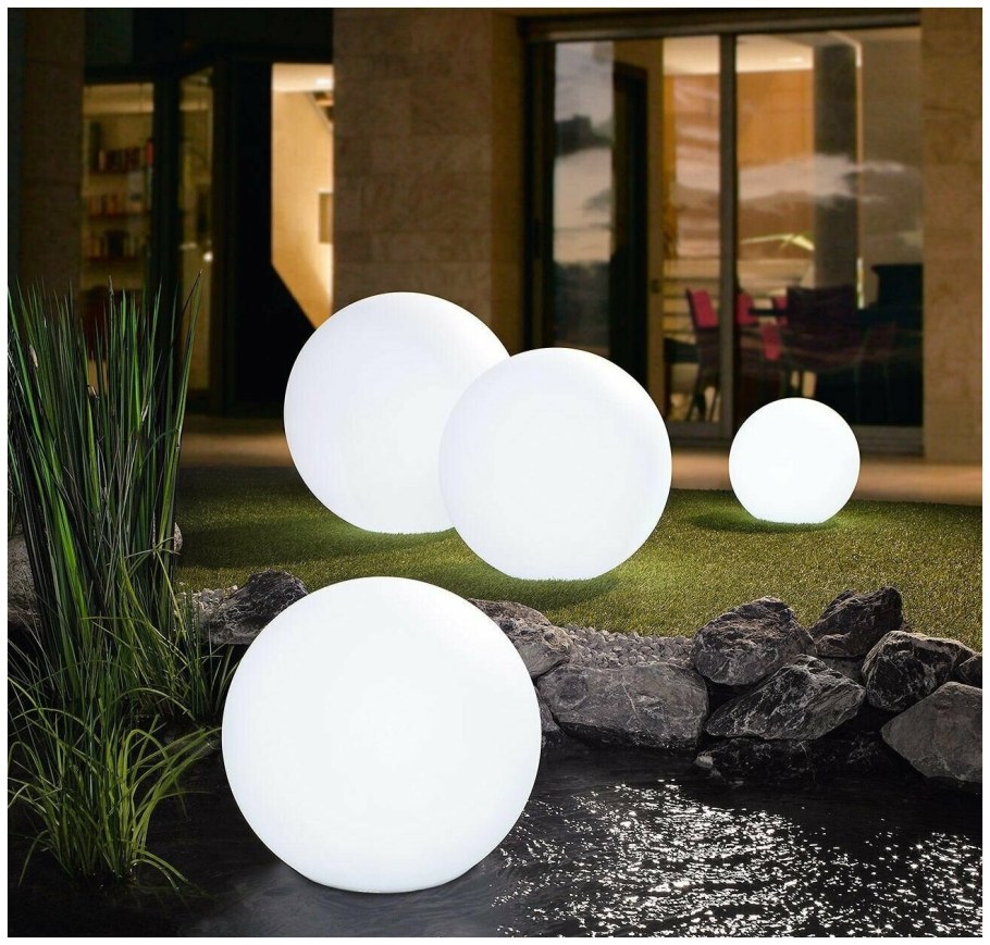 Уличные светильники шары