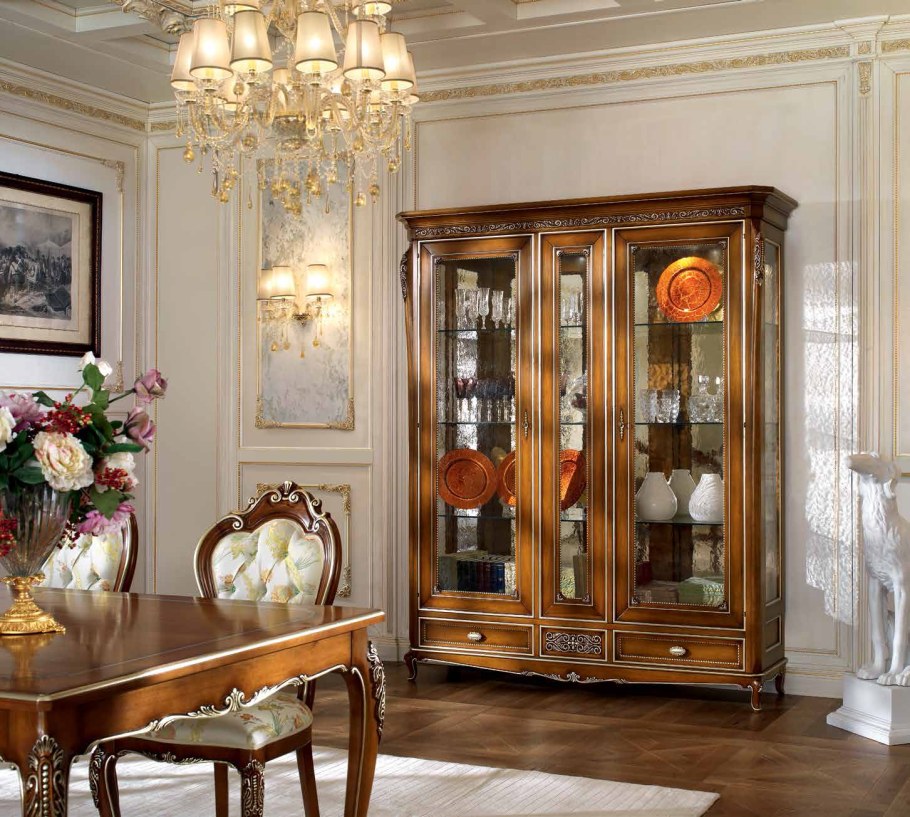 Палаццо Дукале витрина 2х дв